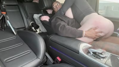 Cheating GF Fucks BBC In Car